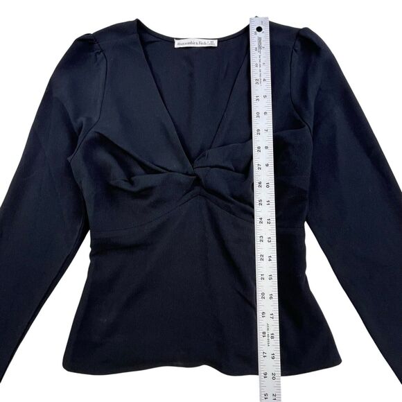 Abercrombie & Fitch Twist Front Top Women’s XS Black Long Sleeve Cropped Blouse - Picture 10 of 11